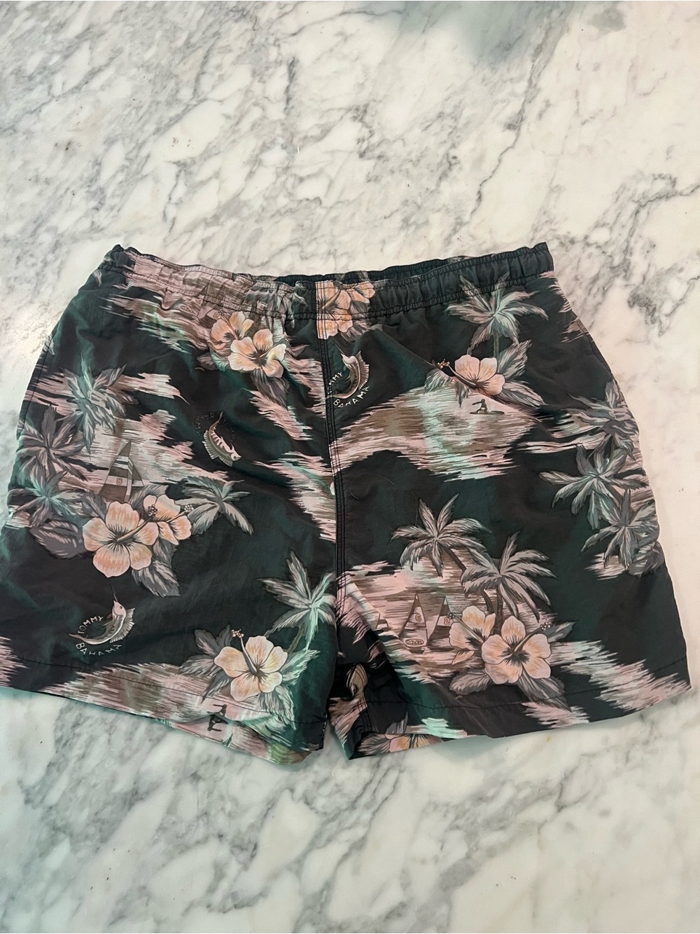 Tommy Bahama Shorts Mens Large Gray Tropical Hawaiian Swim Trunks Mesh Lined